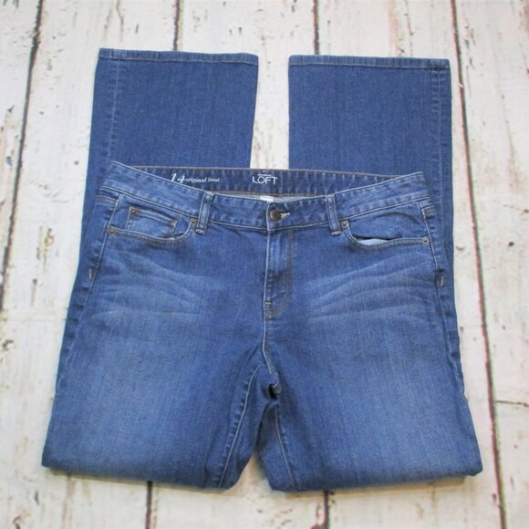 Ann Taylor LOFT Mid Rise Original Bootcut Jeans - Picture 3 of 8